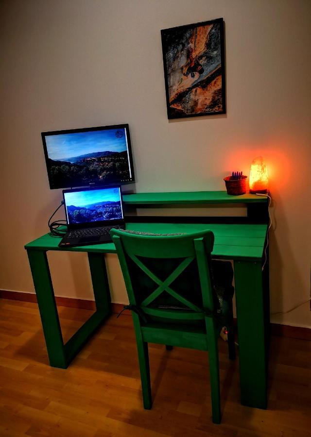 Cornu Karma Apartment Siuranella Cornudella de Montsant Bagian luar foto