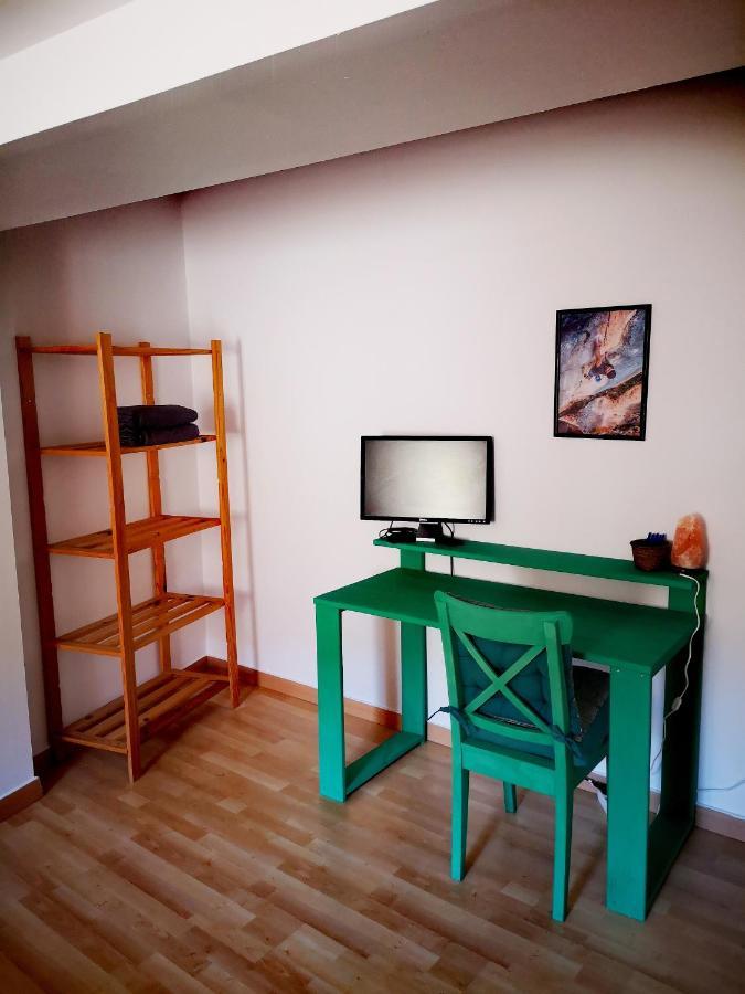 Cornu Karma Apartment Siuranella Cornudella de Montsant Bagian luar foto